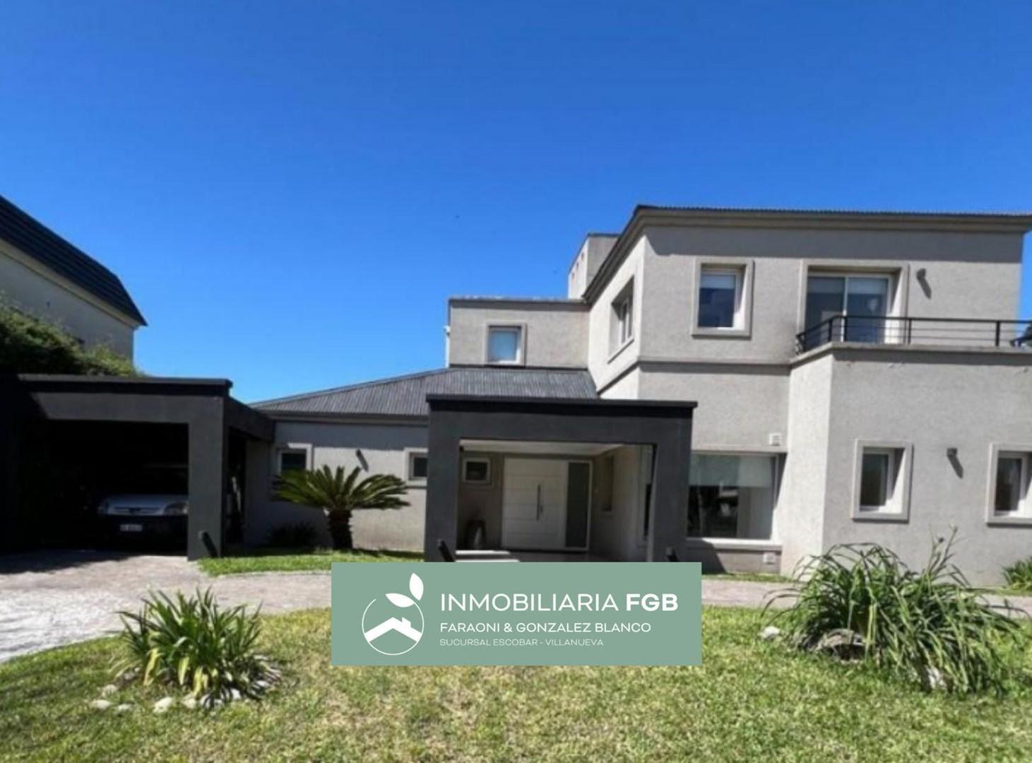 VENTA – CASA 6 AMBIENTES APTO CRÉDITO – 4 DORMITORIOS – COCHERA CUB 3 AUTOS – PLAYROOM | BARRIO SEPT