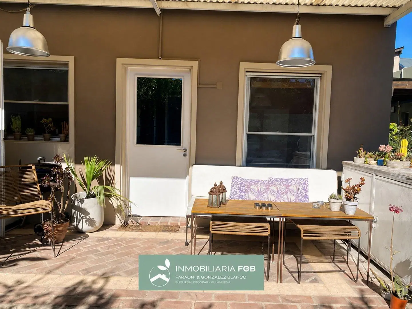 Casa Triplex en Venta en Barrio Los Sauces | San Fernando | 5 dormitorios | 3 baños | jardín | Barri 2
