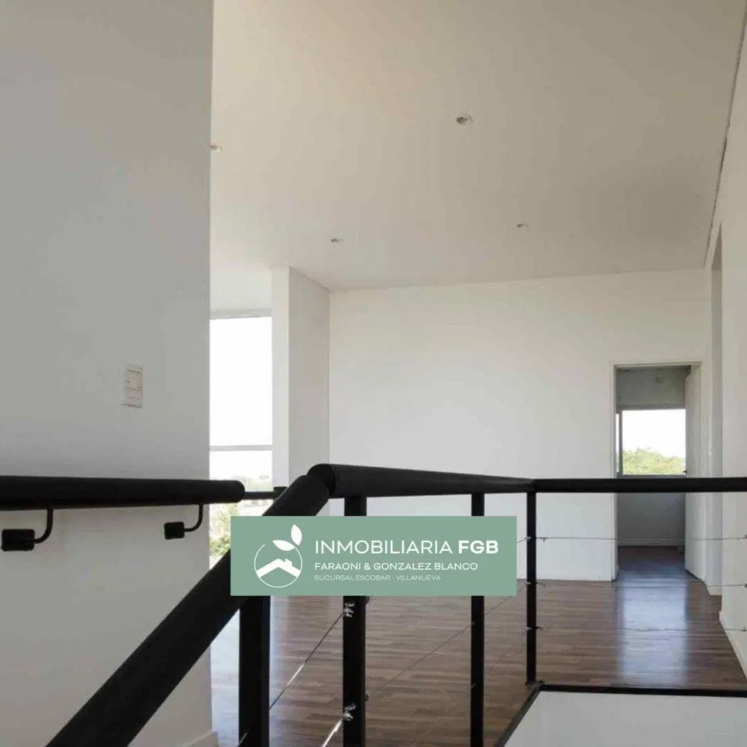 Casa  en Venta en Barrio Puerto - El Cantón | 3 dormitorios | dependencia | 906m2 lote | escucha ofe 4
