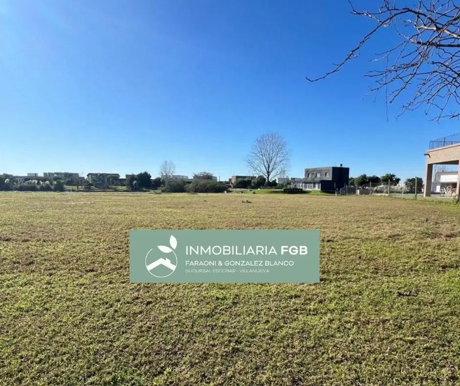Lote a la laguna en Venta en Barrio Norte El Cantón 8