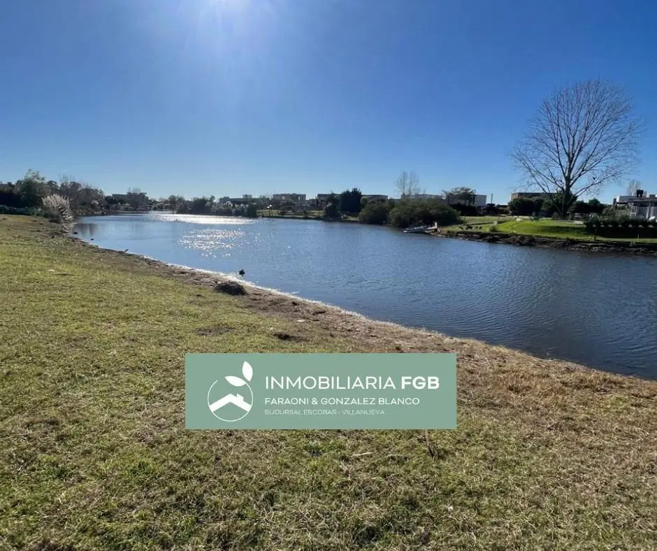 Lote a la laguna en Venta en Barrio Norte El Cantón 3