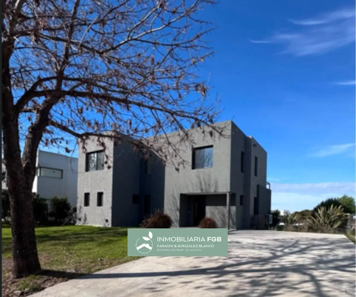 Casa a la laguna en Venta en Barrio Islas - El Cantón, Escobar - 3 dormitorios - Pileta - Gran espej 2