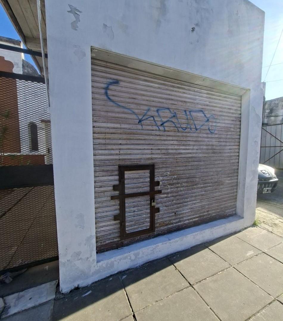 Foto de CASA DE 3 AMBIENTES EN VENTA - IDEAL PARA REFACCIONAR, imagen 1