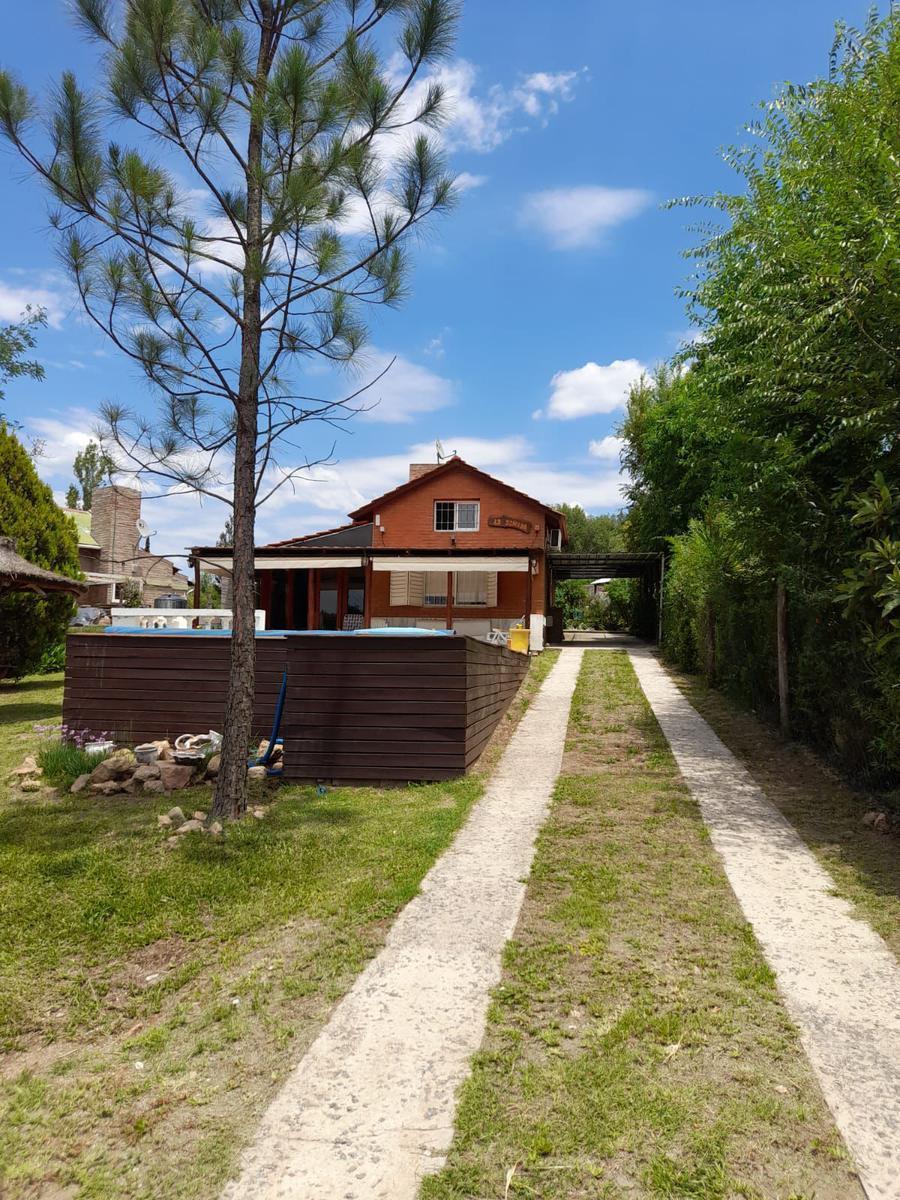 Casa en Villa Parque Siquiman 2 Dorm + Pileta y Entre Piso 4