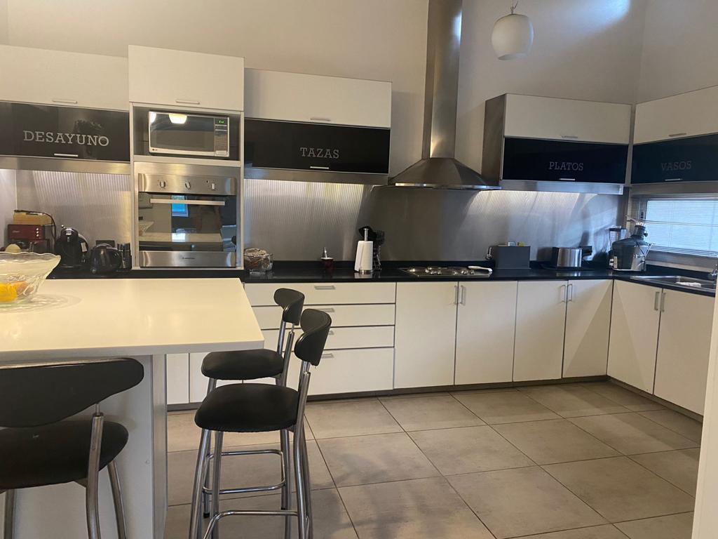 Casa en La Cuesta Venta Una Planta con Quincho 4