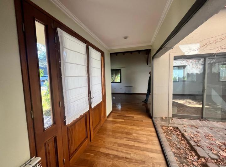 EL BOSQUE CASA EN VENTA 3DORM Y PILETA 3