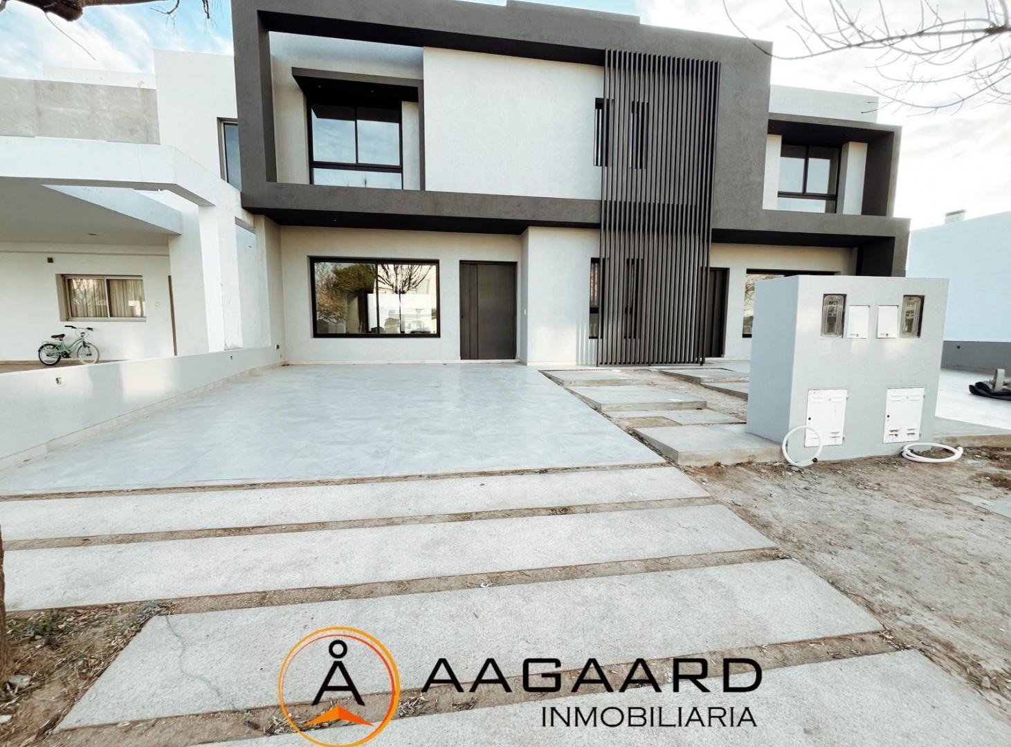 Chacra del Norte dúplex de 3 dormitorios 3 baños en venta a estrenar