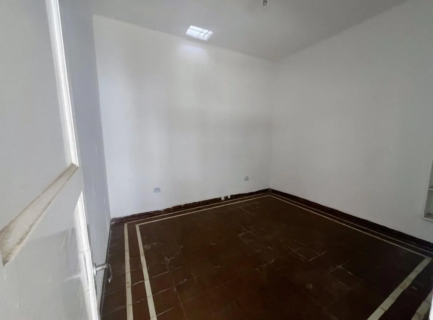 Casa en Alta Cordoba 3 dormitorios una planta un baño 5