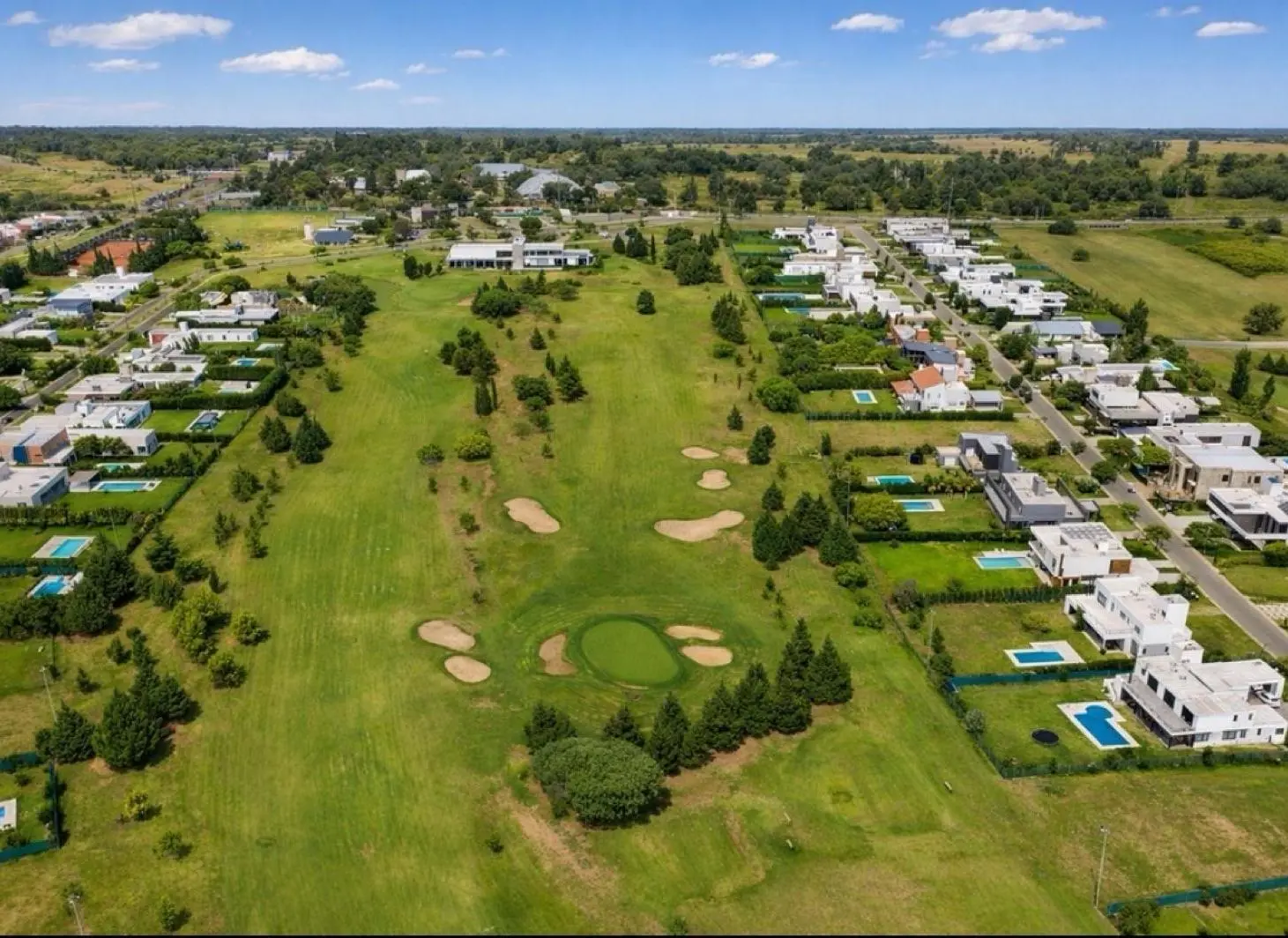 Terreno de 1800 metros La Cascada Country Golf 2