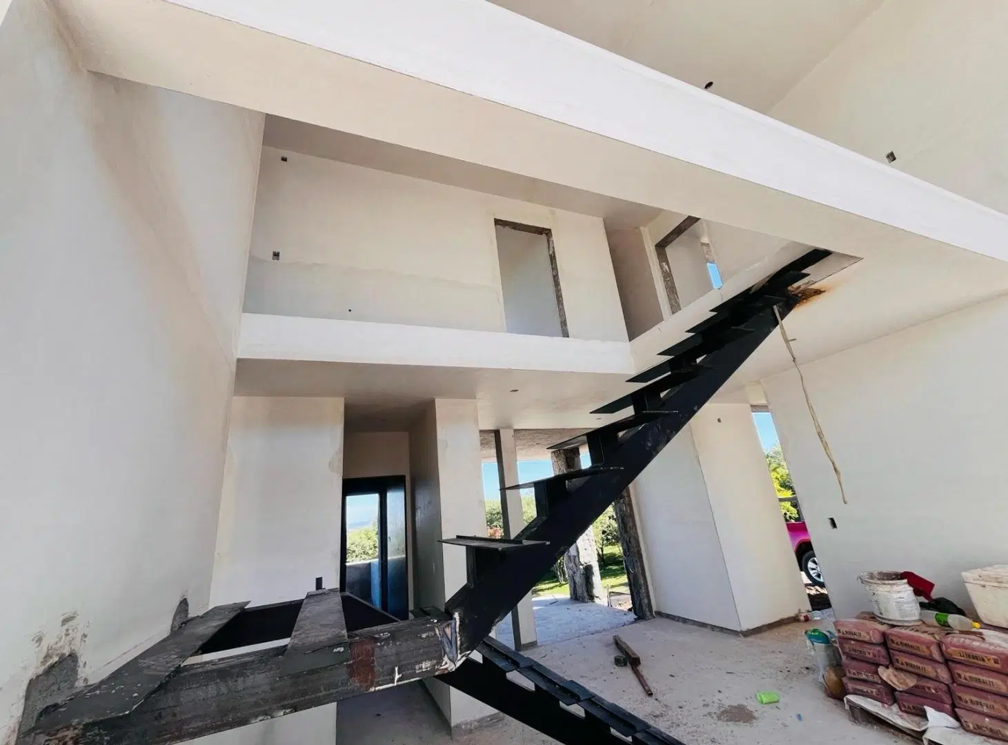 Estancia EL Terrón casa en venta 3 dormitorios y estudio con vista a espacio verde 2