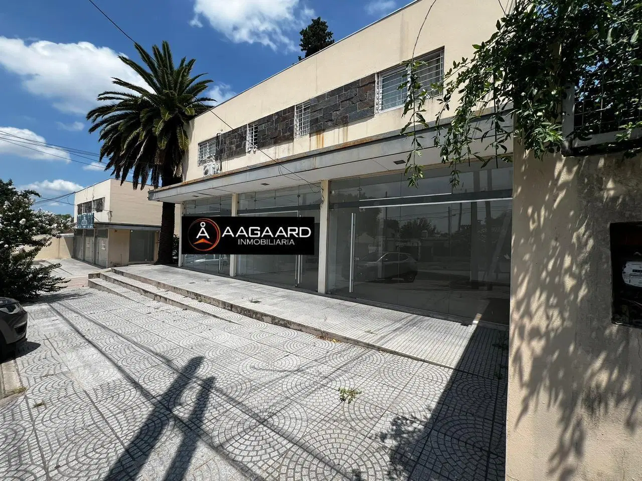 Local comercial en alquiler en Villa Allende en Avenida Antártida Argentina 2
