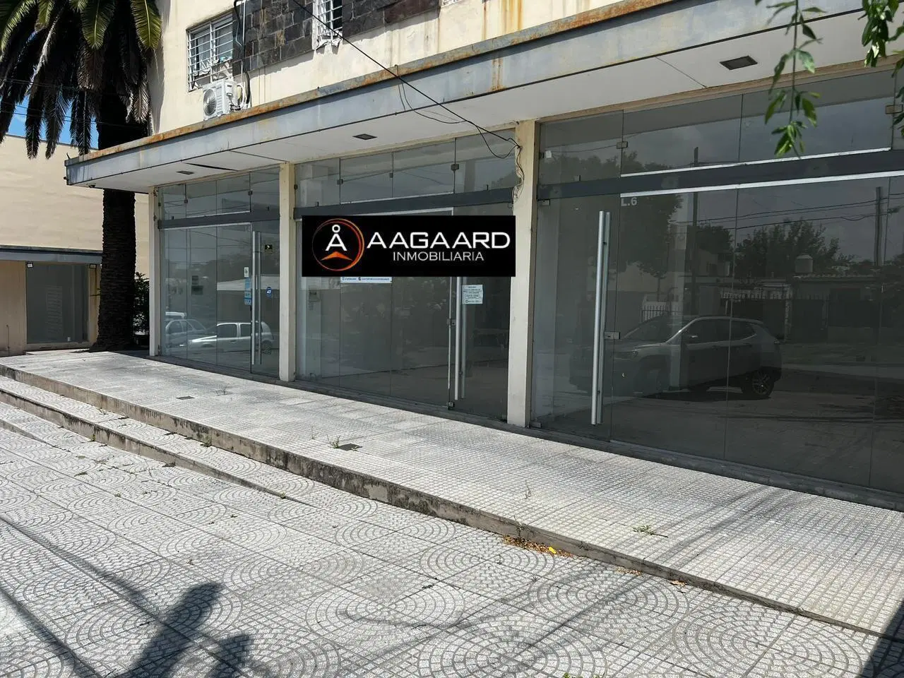 Local comercial en alquiler en Villa Allende en Avenida Antártida Argentina 3
