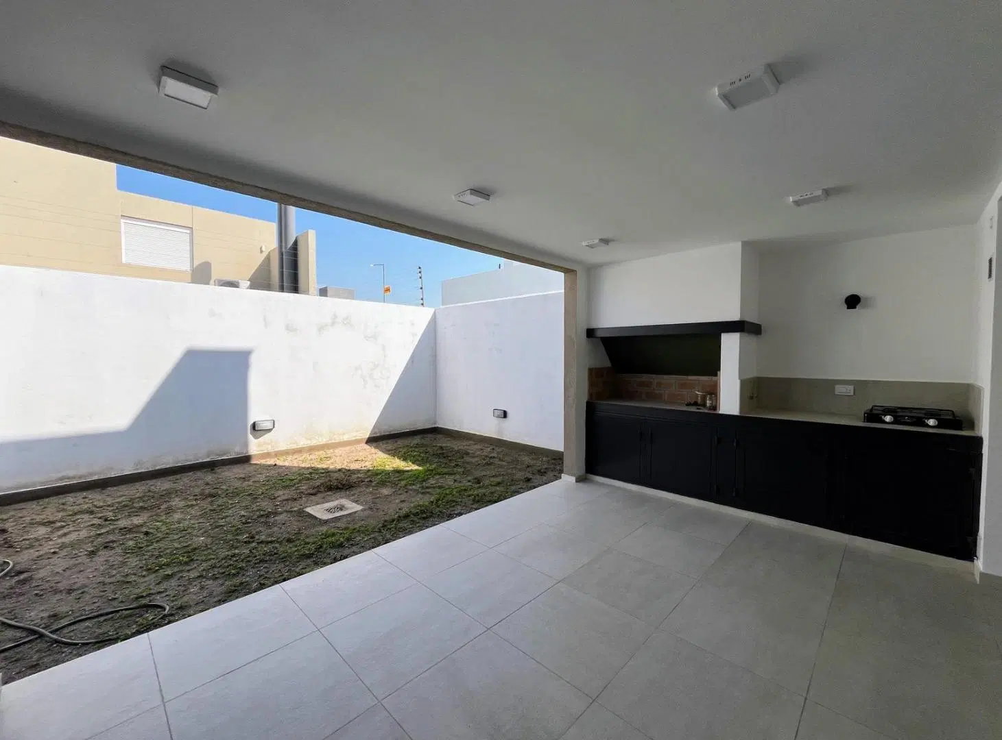 Solares de Manantiales Duplex de 3 dormitorios en venta a estrenar - VER! 5