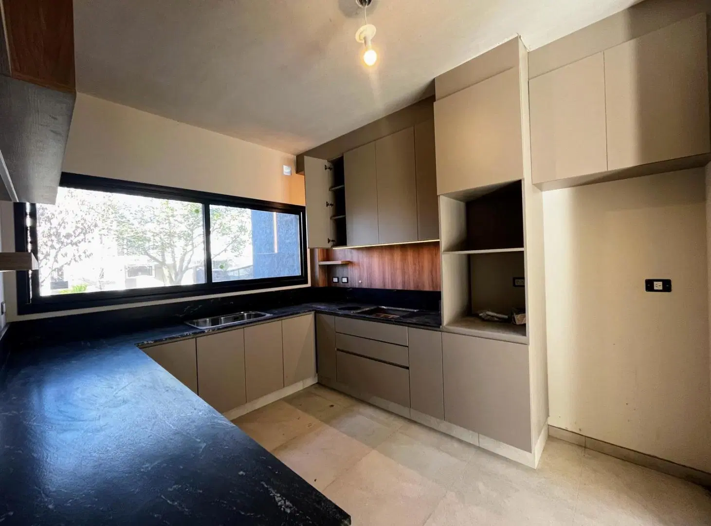 Lomas de Manantiales - Casa de 3 dormitorios VENTA a estrenar 4