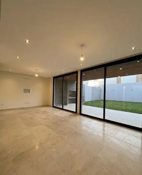 Lomas de Manantiales - Casa de 3 dormitorios VENTA a estrenar 2