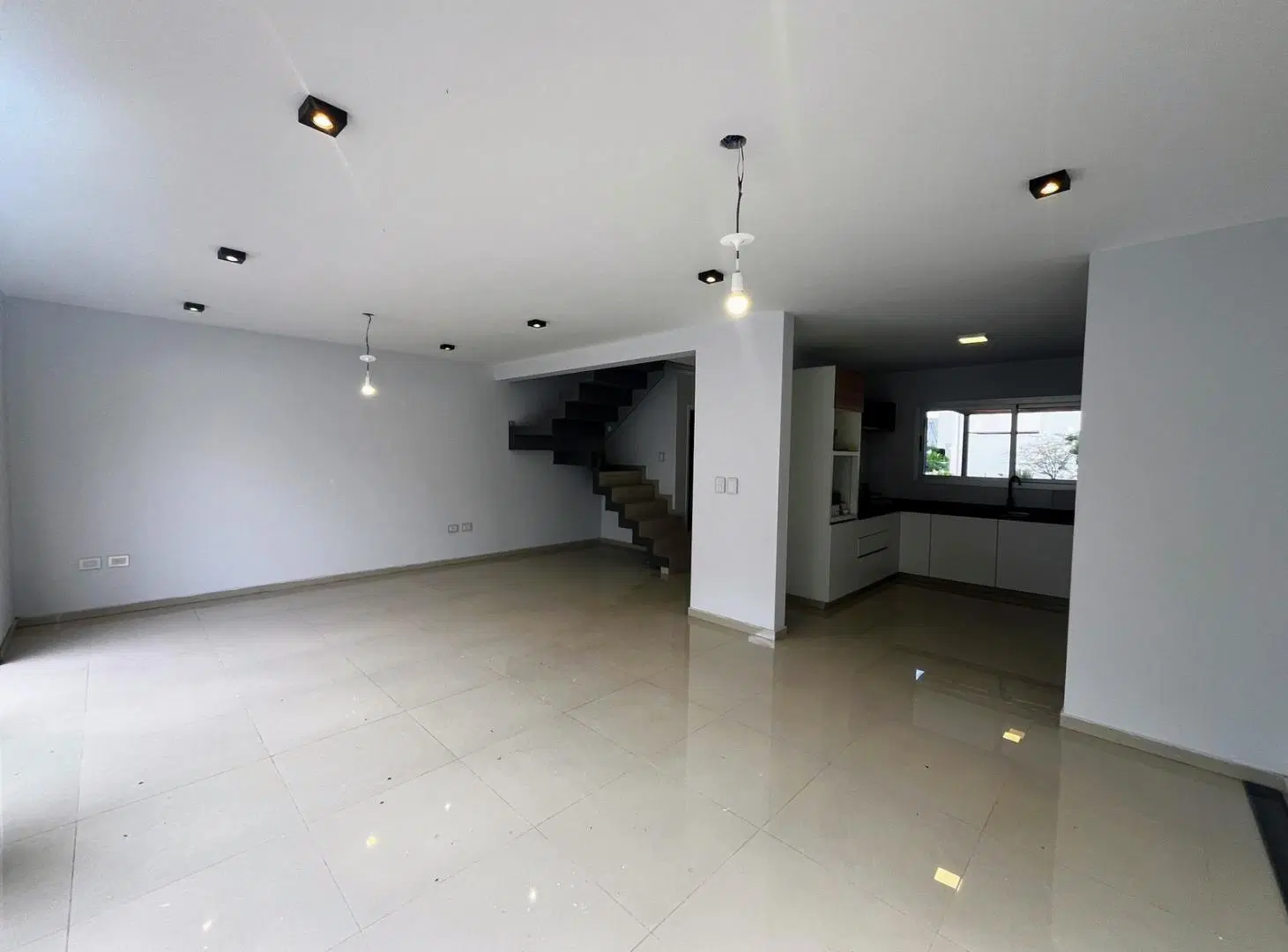 Altos de Manantiales duplex en venta 3 Dormitorios y pileta losa radiante 5