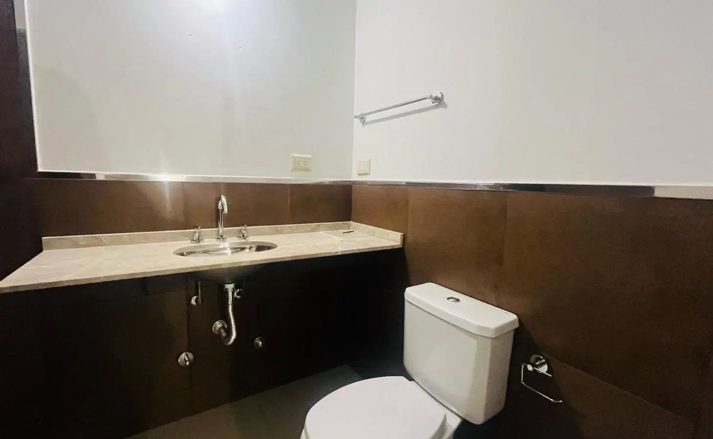 Chacra del Norte II Dúplex en Venta tres dormitorios, cocina semi integrada patio,galeria y asador 5