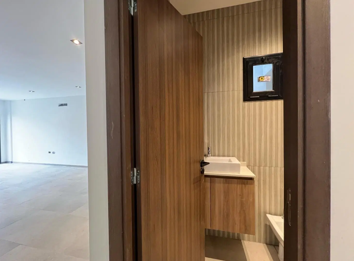 Colinas de Manantiales Dúplex en venta de 3 Dormitorios y 3 baños gran patio 5