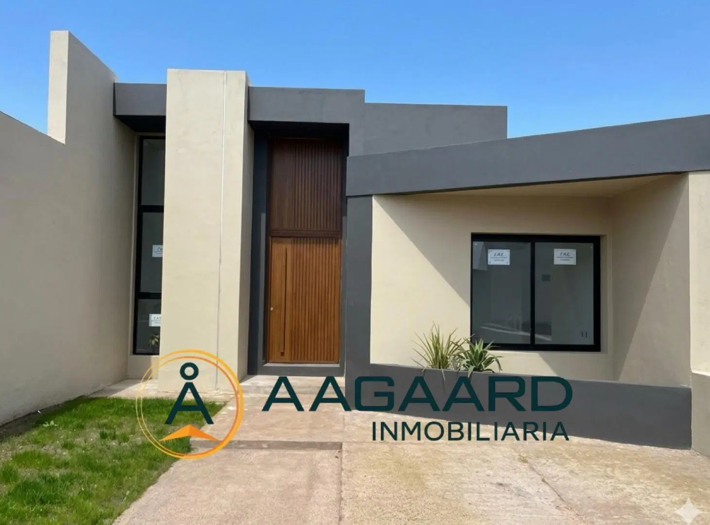 Colinas de Manantiales duplex en venta 2 dormitorios 2 baños a estrenar 3