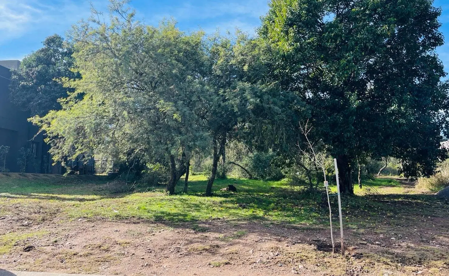 Estancia el Terrón terreno en venta plano con vista al golf entorno consolidado 4