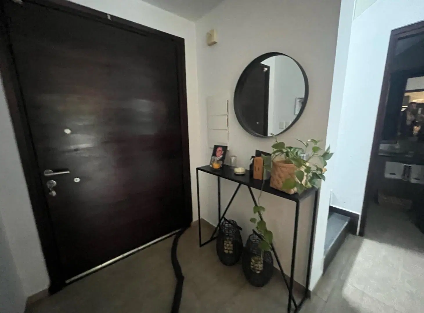 Casa en venta en La Carolina con pileta tres dormitorios moderna recibe menor 2