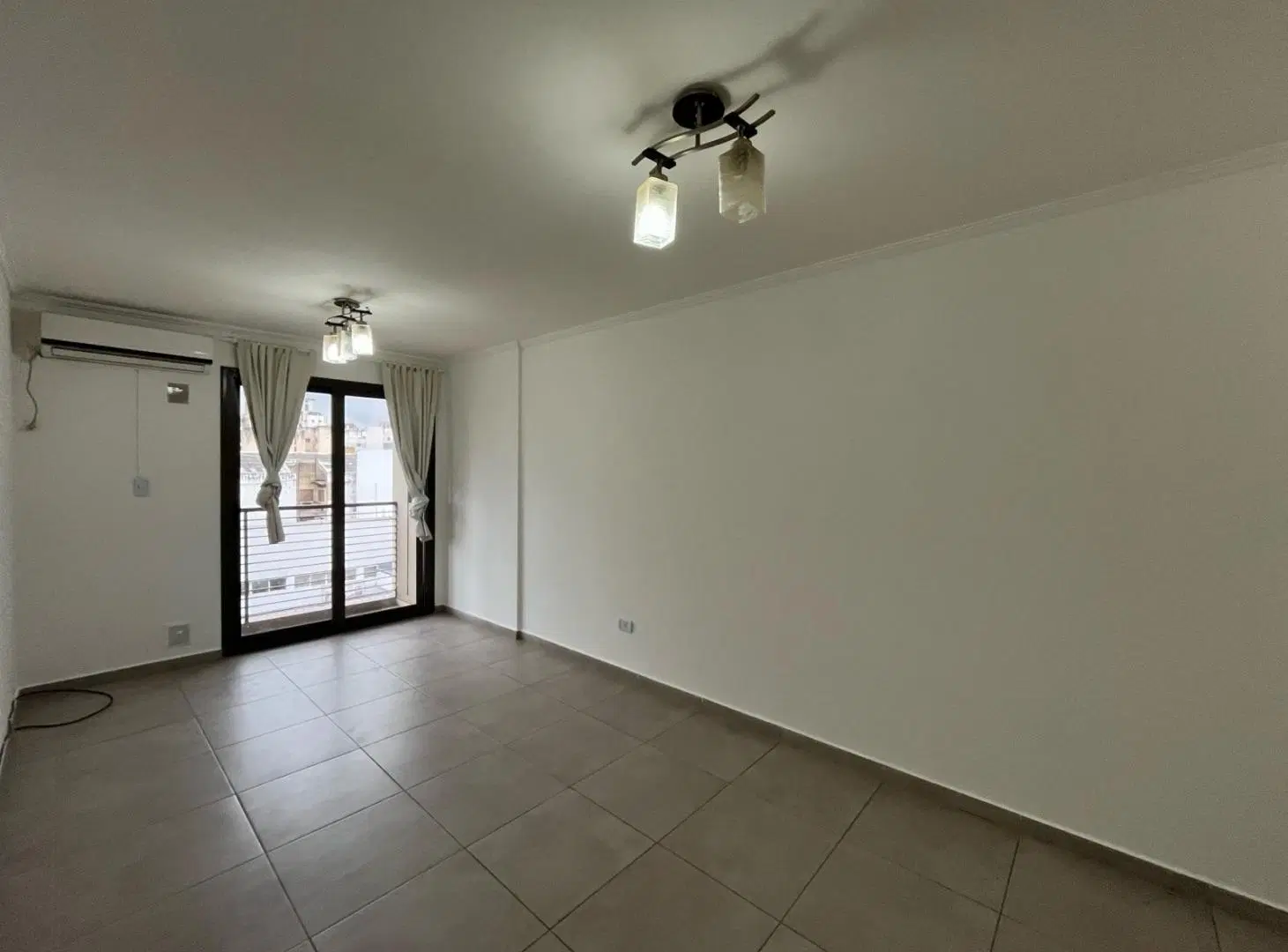 Centro departamento en alquiler 1 dormtorio pileta y asadores 3