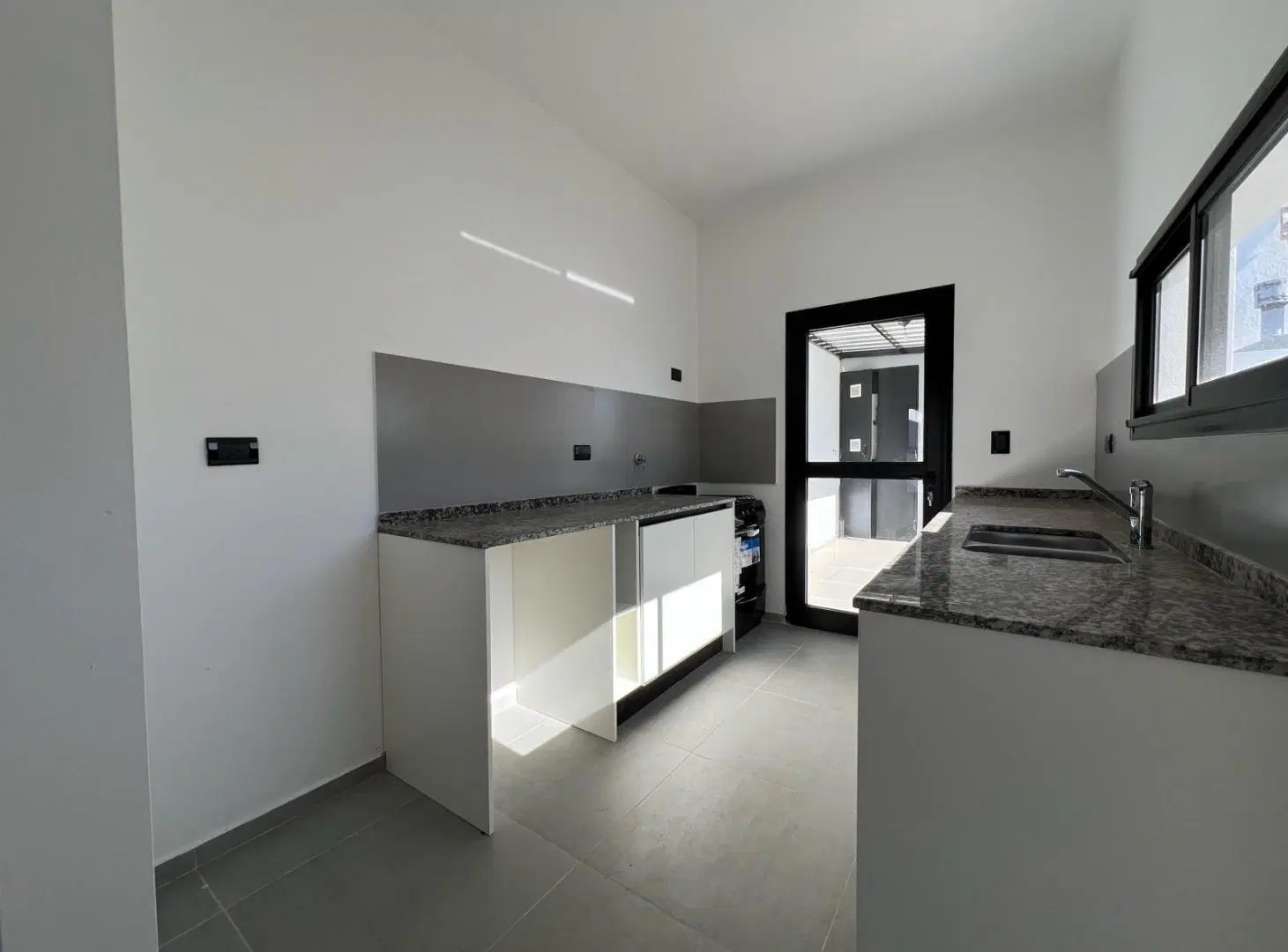 Quebradas de Manantiales duplex de 2 dormtiorios en venta a estrenar Mz66/4, Mz 57/19, Mz53/6 5