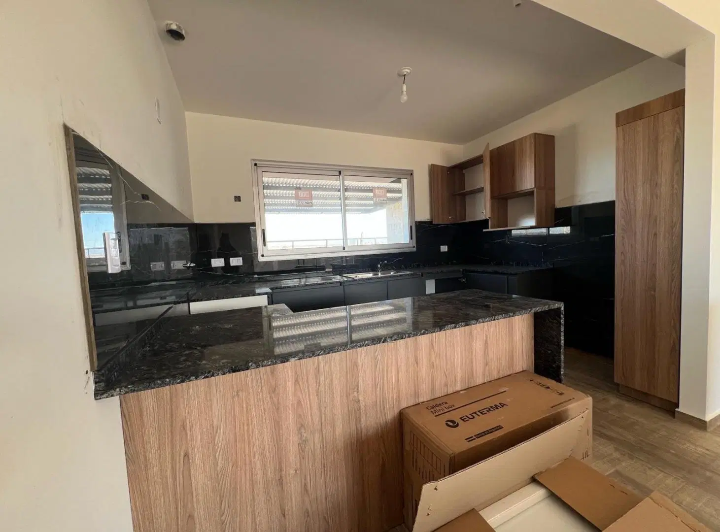 Casa de una planta en Terrazas de Manantiales 4