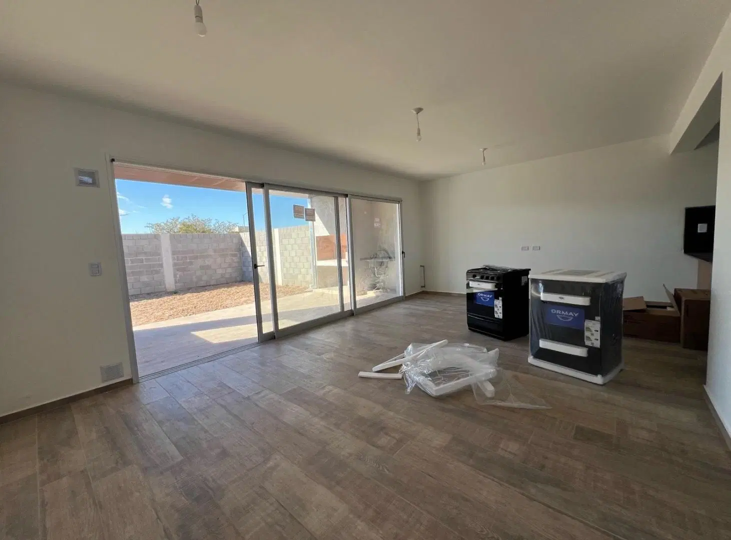 Casa de una planta en Terrazas de Manantiales 2