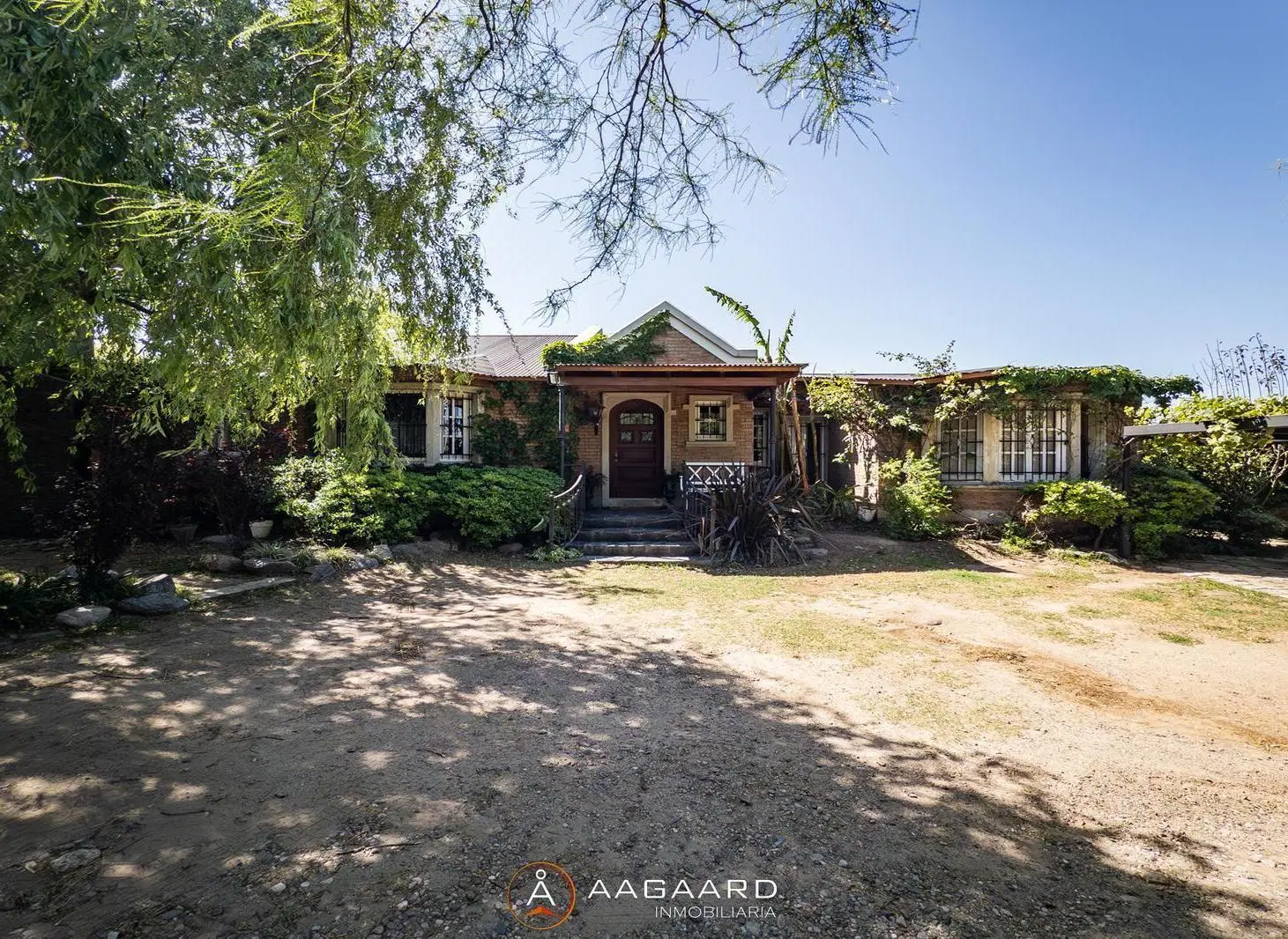 Quinta de los Nores casa en venta Apta para Crédito - 4 dormitorios pileta quincho 2
