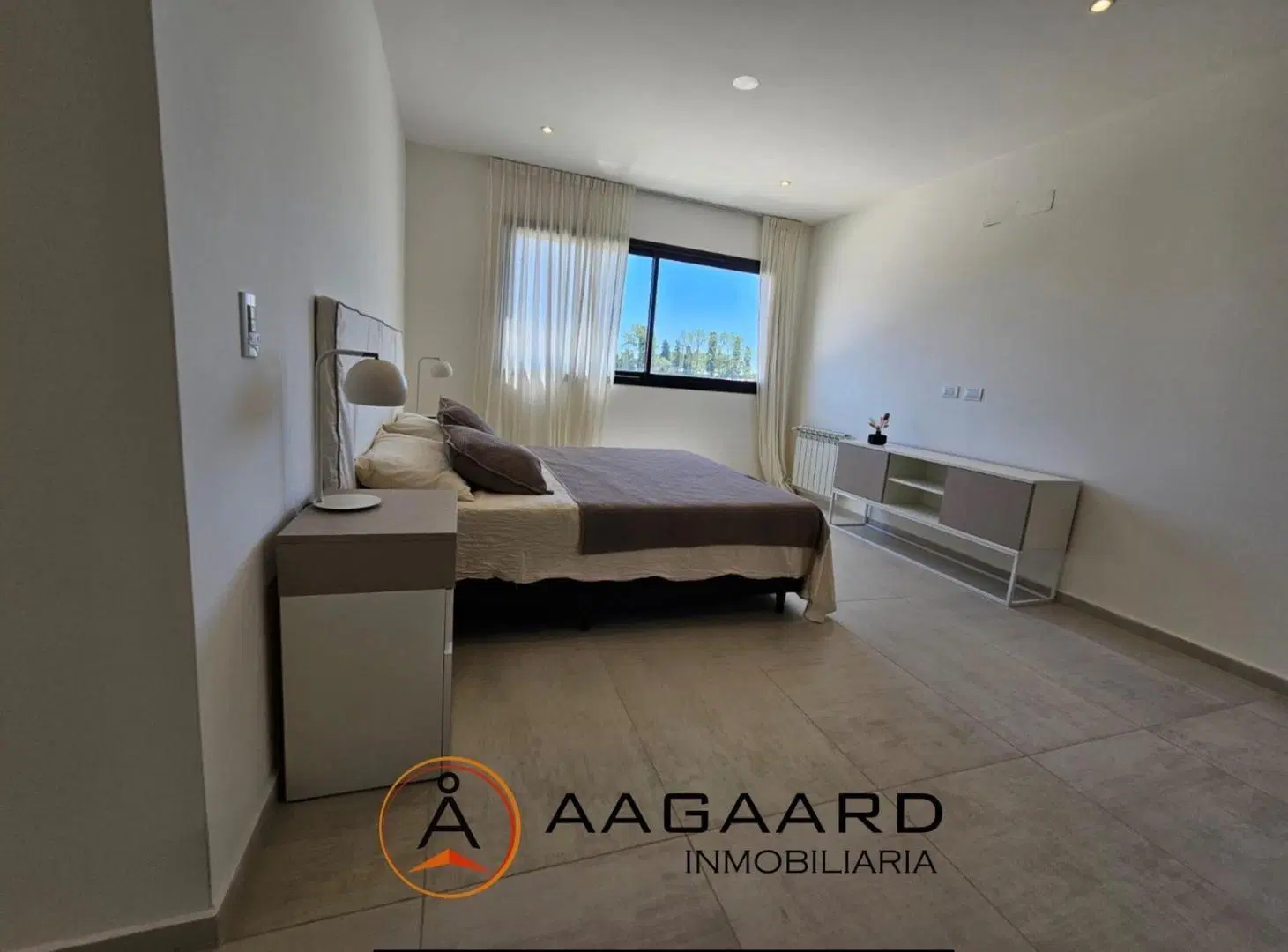 DUPLEX EN ALQUILER EN CHACRA DEL NORTE 3 DORMITORIOS 5