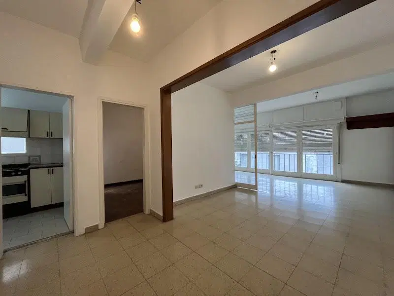 Centro Departamento 3 dormitorios 2 baños escritorio balcon 5