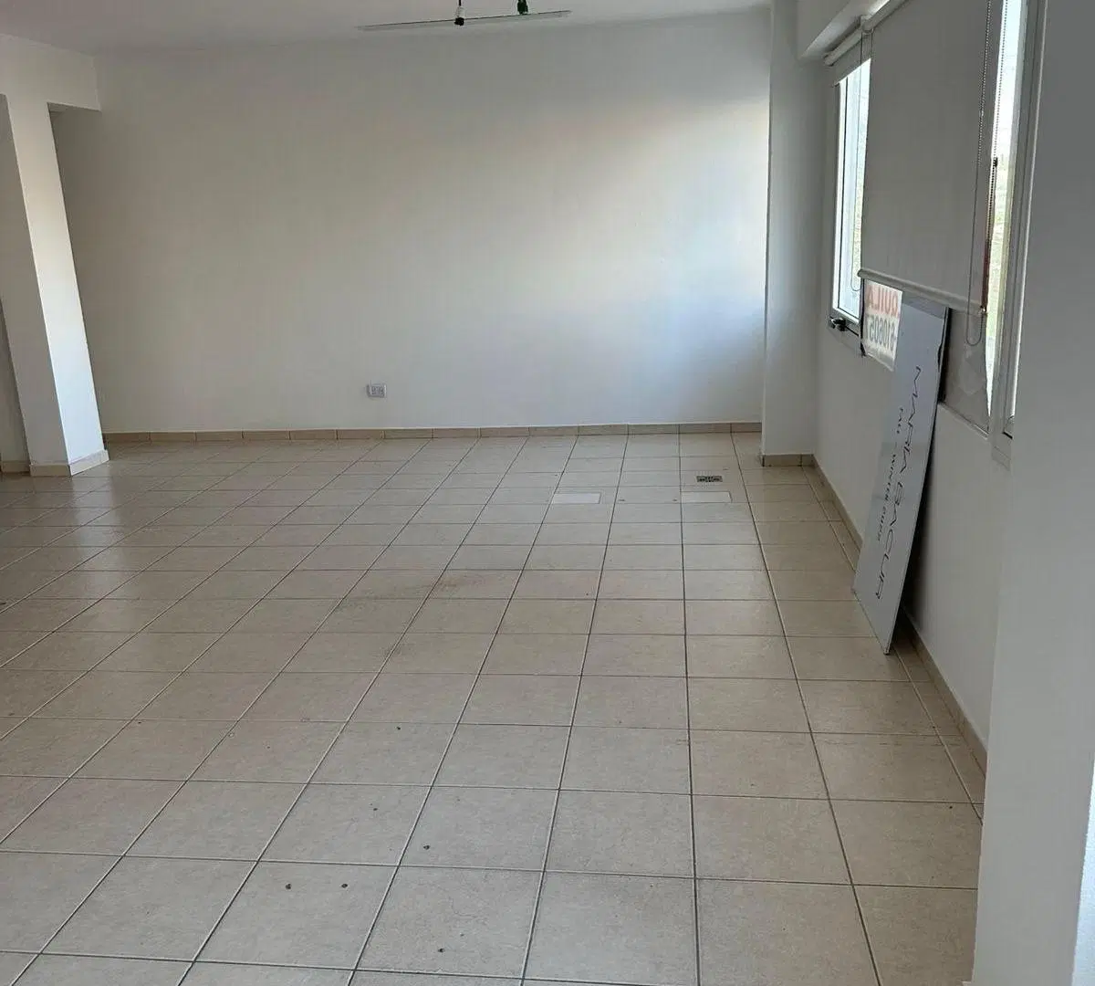 Oficina en alquiler Av Recta Martinolli al 8000 2