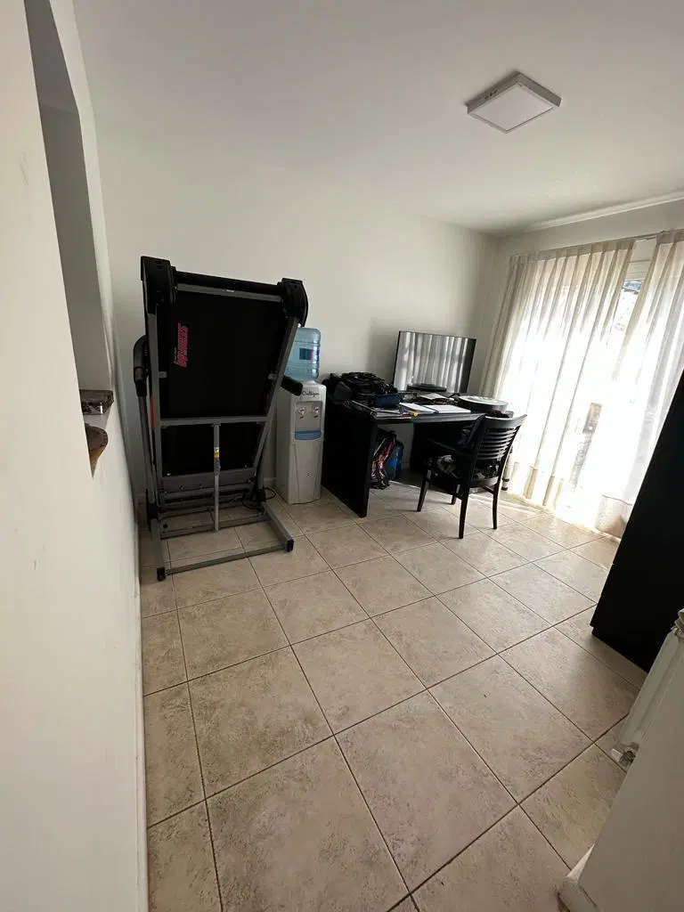 Duplex en venta Valle Escondido con pileta tres dormitorios 4