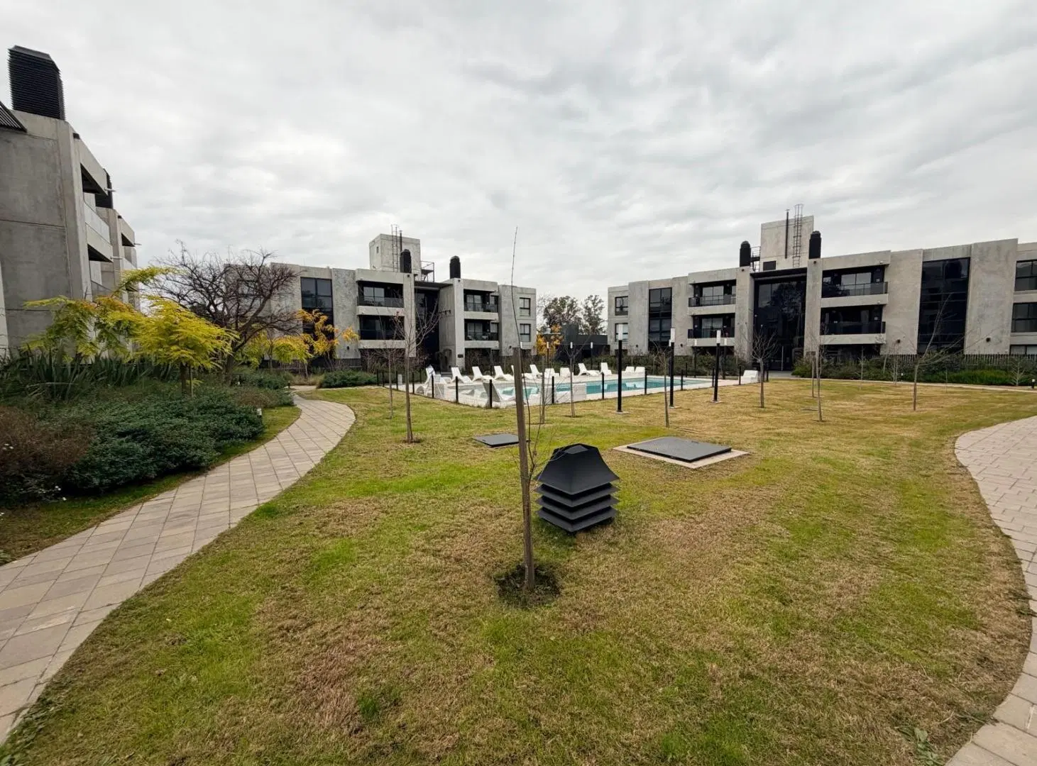 DEPARTAMENTOS EN VENTA EN COMPLEJO PRIVADO GARDERIE 2 Y 3 DORMITORIOS 5