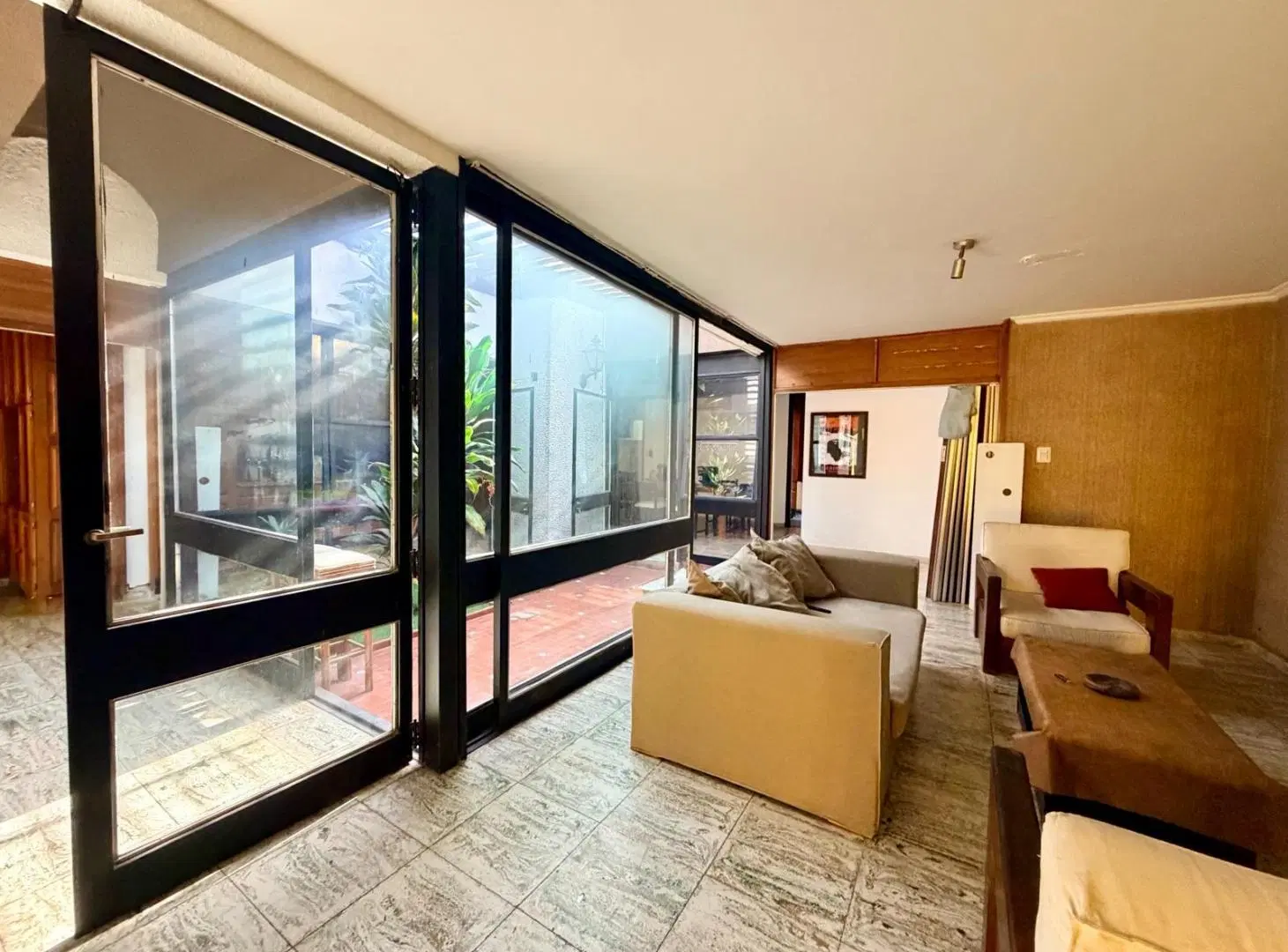 CASA EN VENTA EN EL CORAZON DE LA CALERA - 3 DOR. - PILETA - DEPARTAMENTO SEPARADO 2