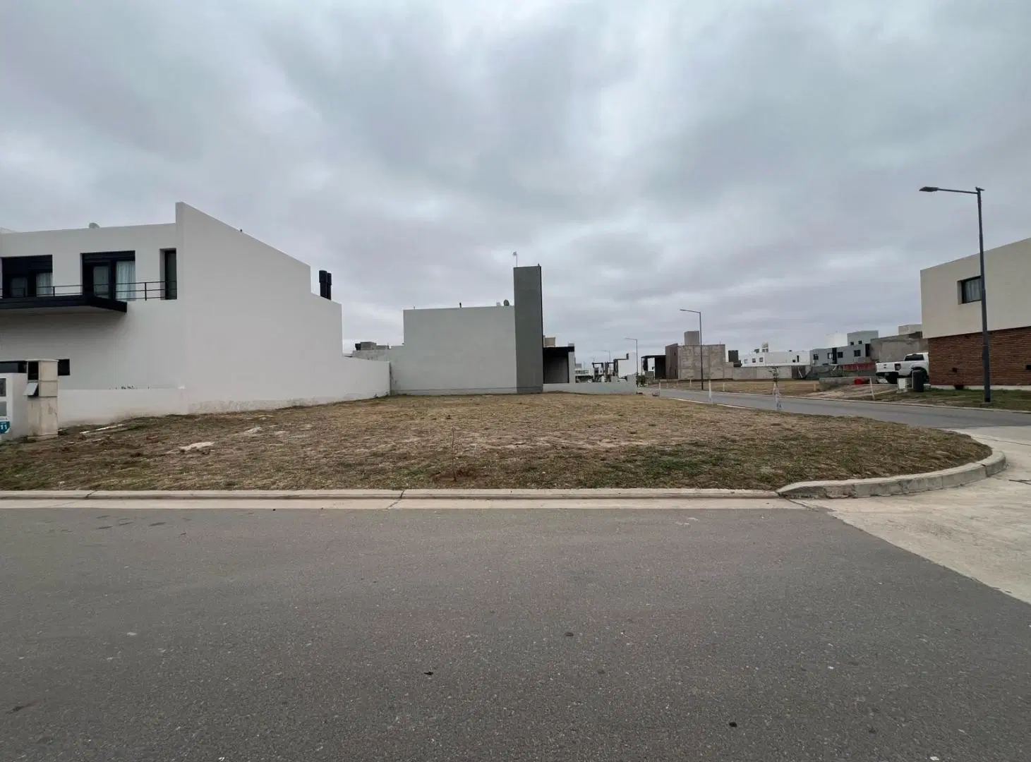 Terreno en Solares de Manantiales 364 mtrs apto duplex 3