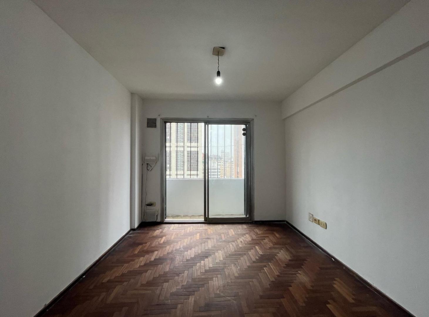 Foto de Centro departamento en venta 1 dormitorio con balcon oportunidad, imagen 2