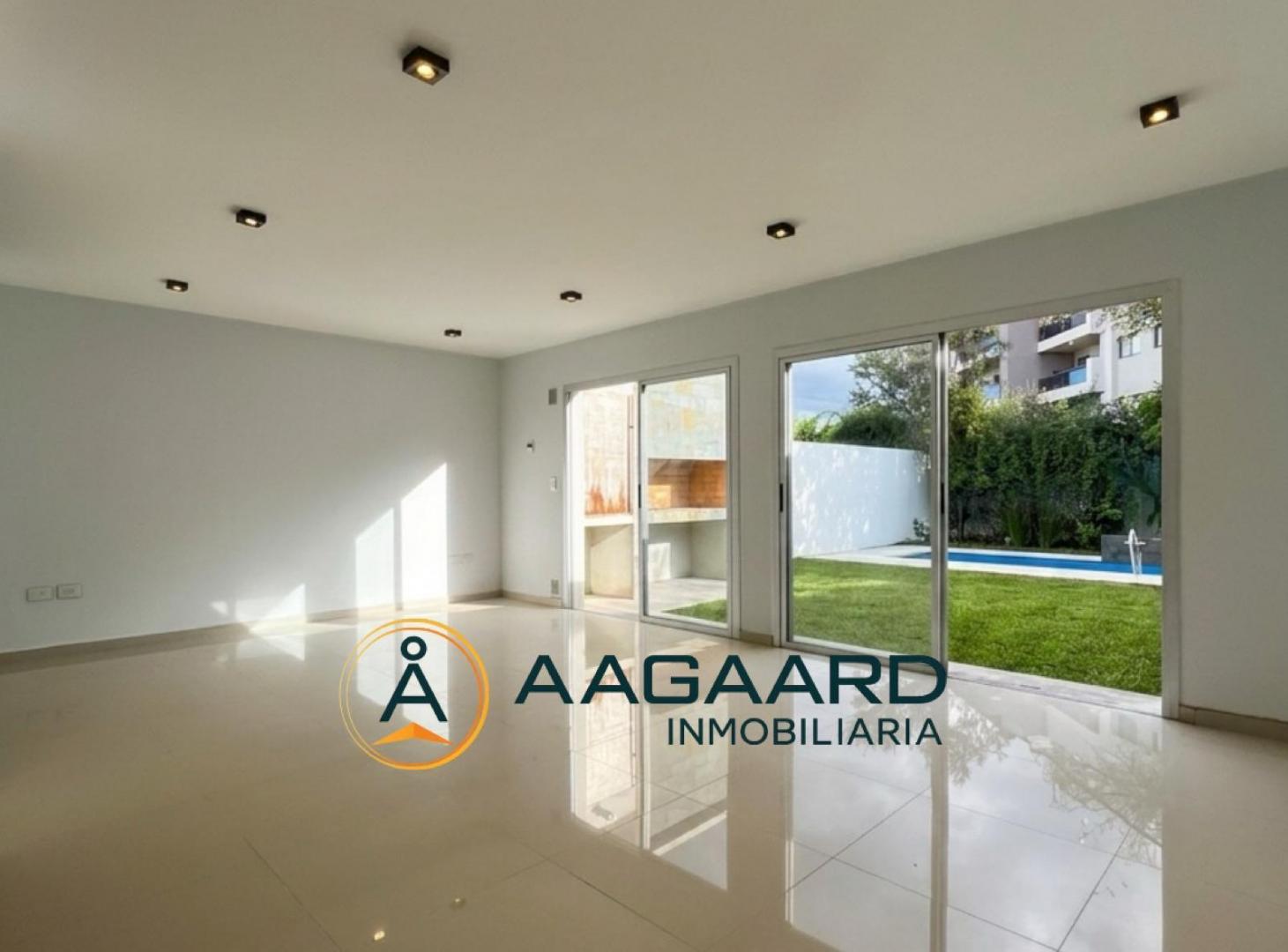 Foto de Altos de Manantiales duplex en venta 3 Dormitorios y pileta losa, imagen 2