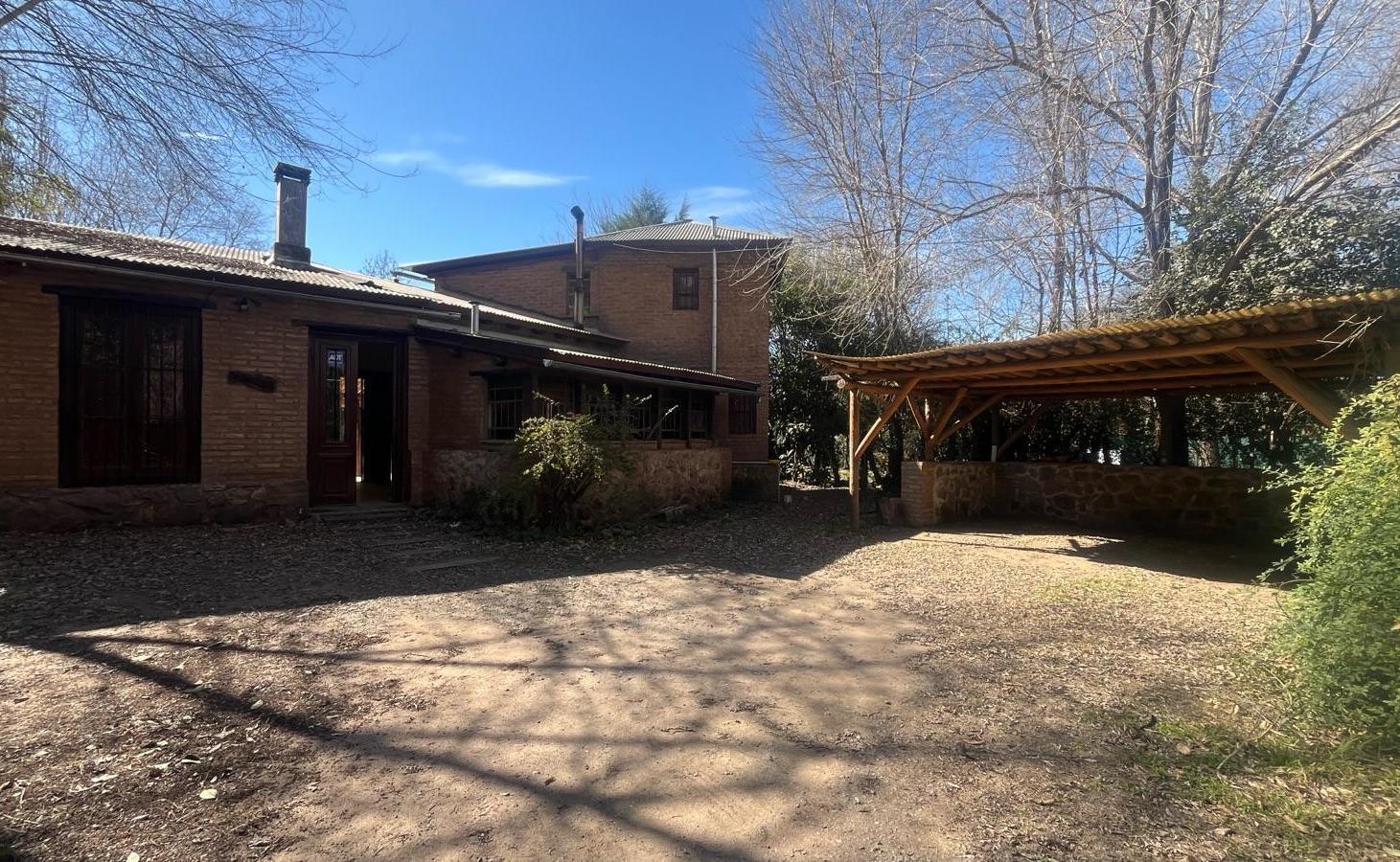 Foto de Casa en venta en Mendiolaza (Centro) 3 dormitorios con pileta, imagen 2