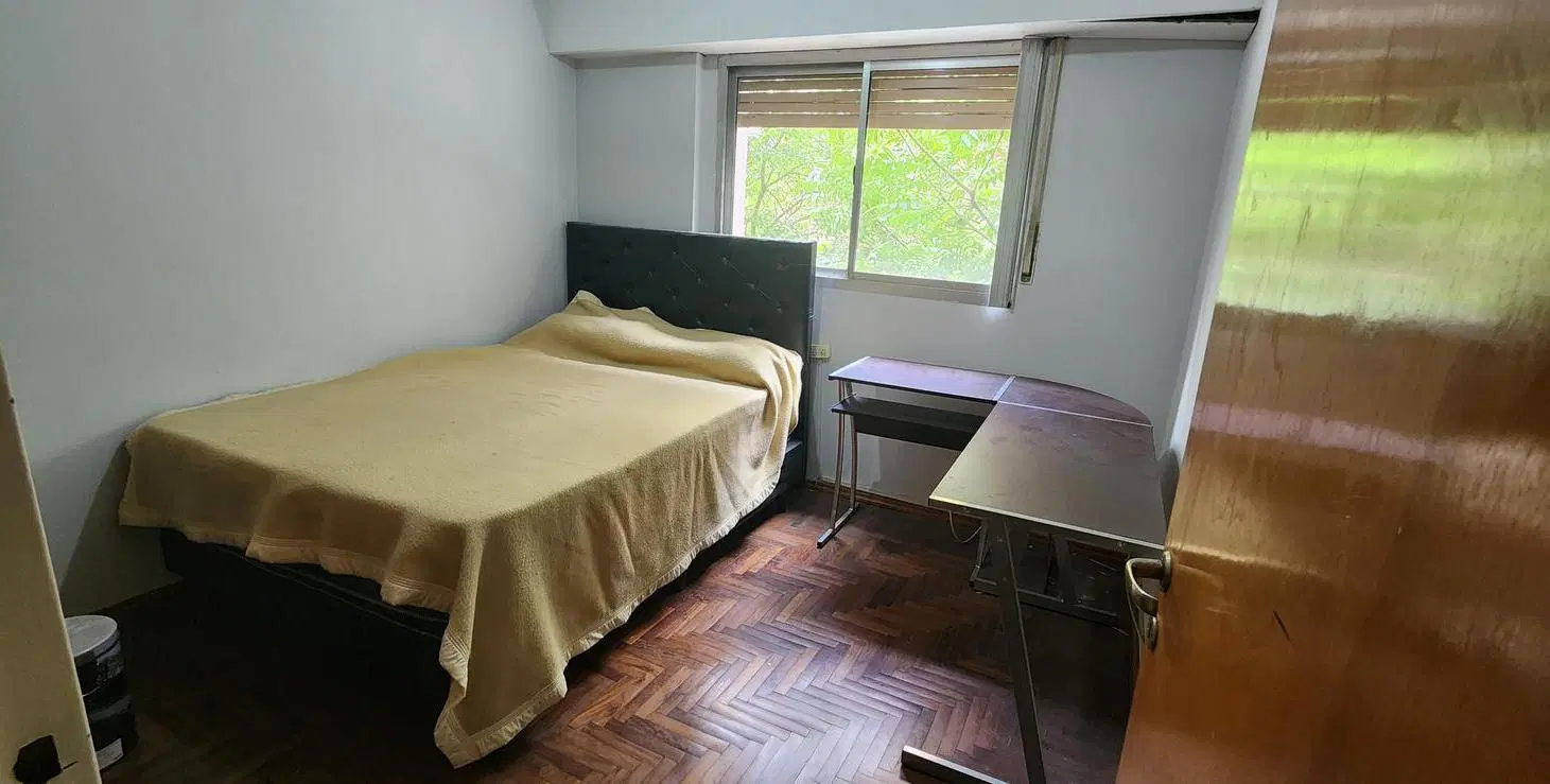 Departamento en  VENTA - Dos dormitorios sobre calle Obispo Salguero casi San Lorenzo 4