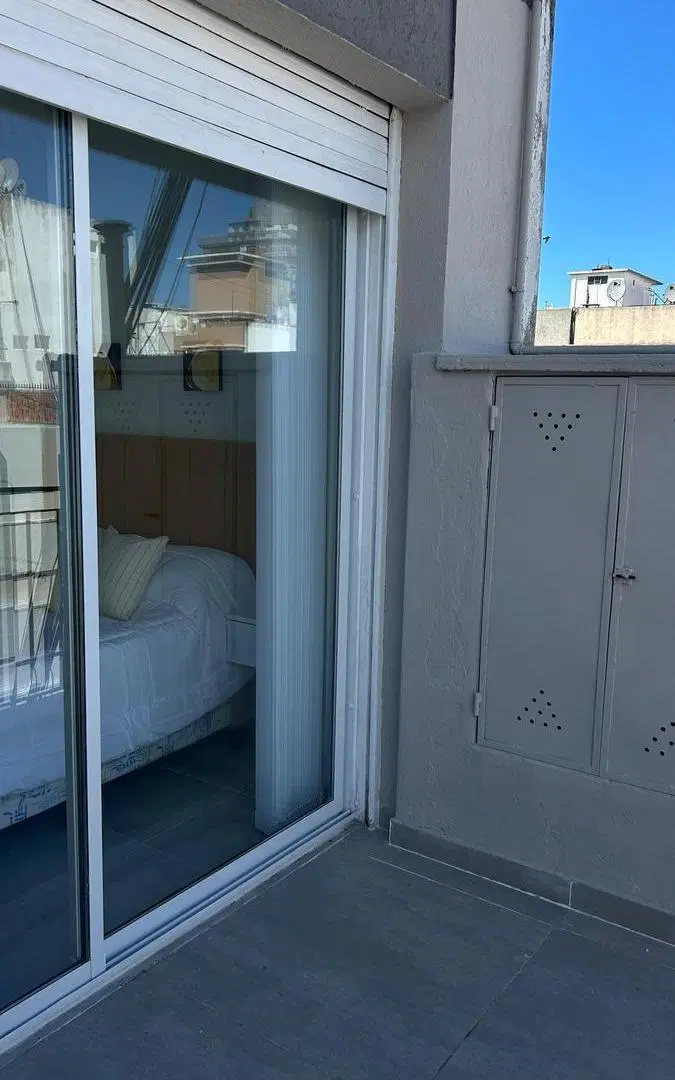 Departamento 2 ambientes al frente con balcón terraza 2