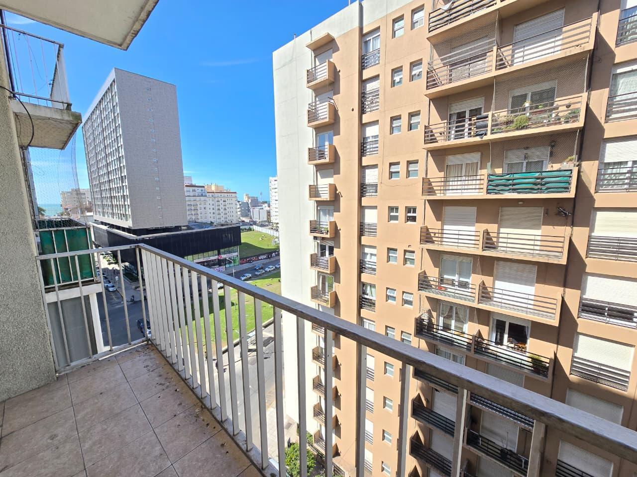 Foto de Departamento 2 ambientes con balcon a la calle, imagen 1