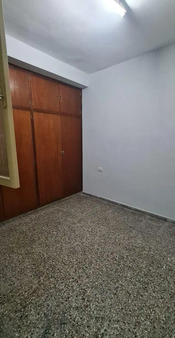 CASA EN ALQUILER AV SAENZ PEÑA 600 IDEAL VIVIENDA O COMERCIAL 4