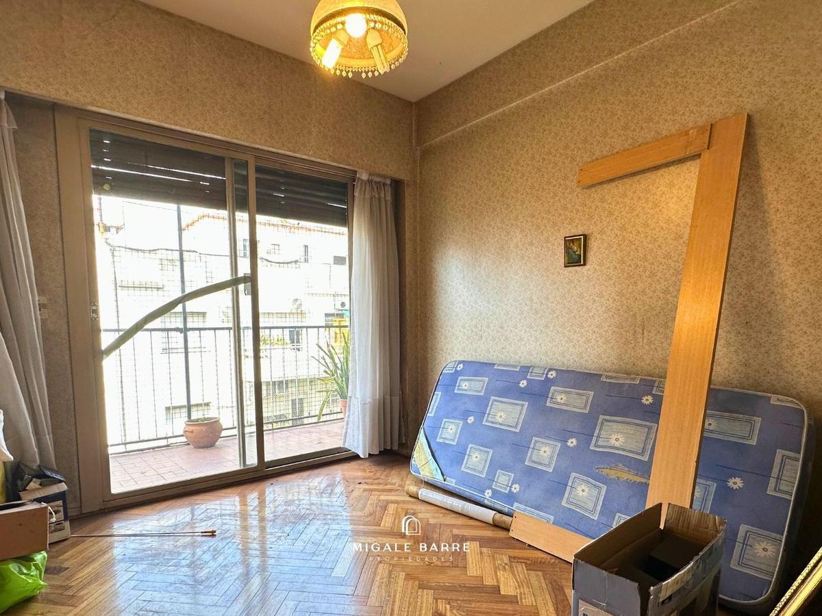 Venta Departamento 4 Ambiente con Dependencia 5
