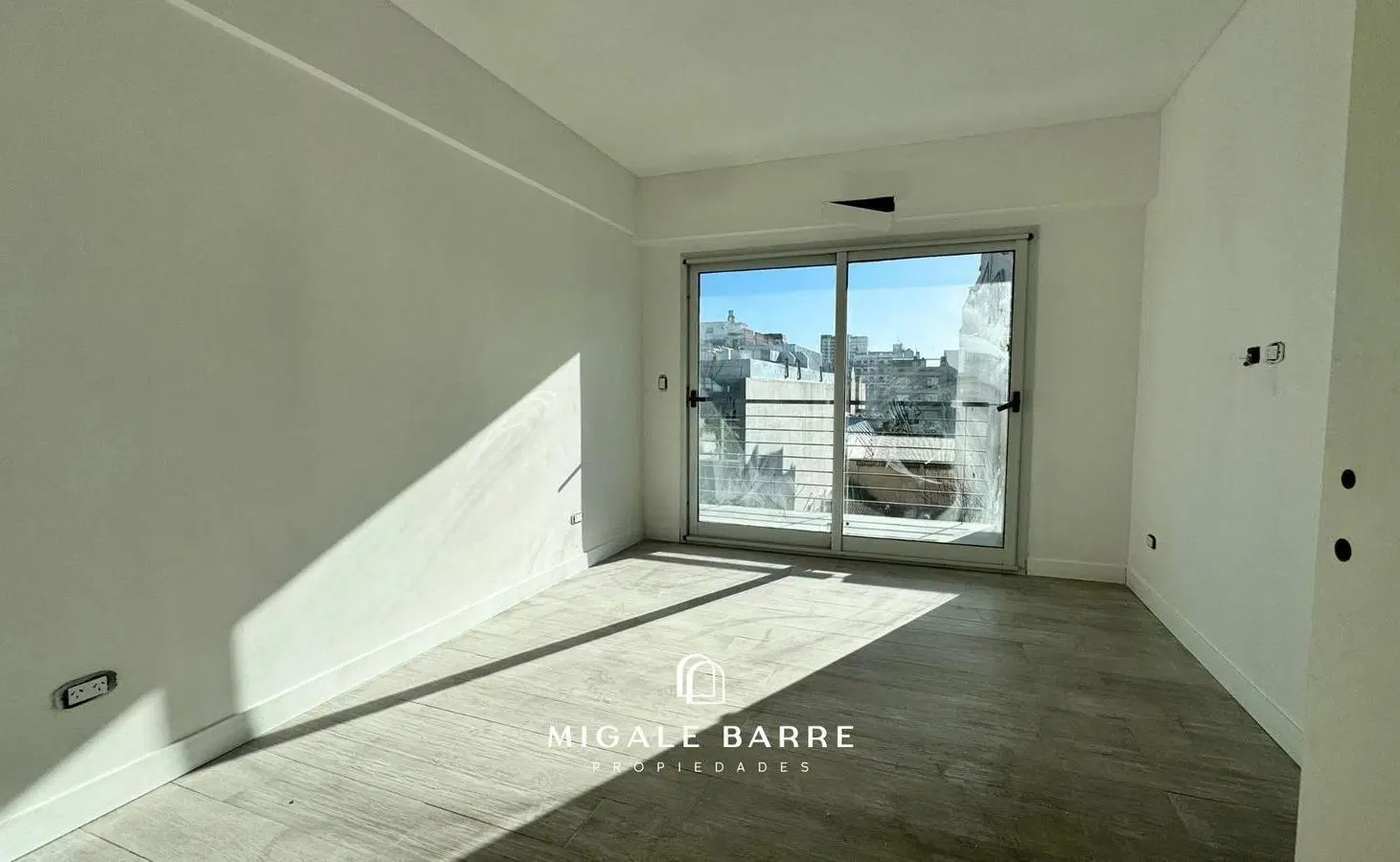 Venta Departamento 3 ambientes a estrenar en Caballito  – Balcón al frente 3