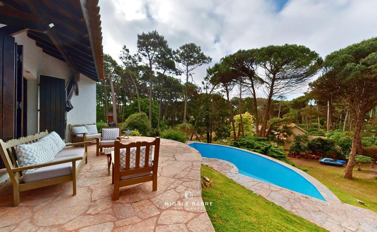 Foto de Casa en Venta Carilo 2 lotes a refaccionar, imagen 4