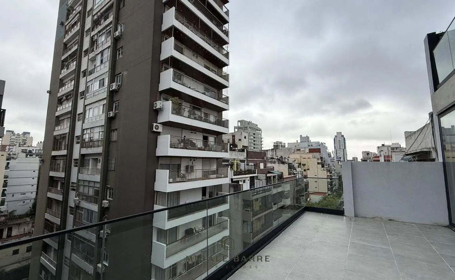 Departamento en venta 4 ambientes con cochera 2