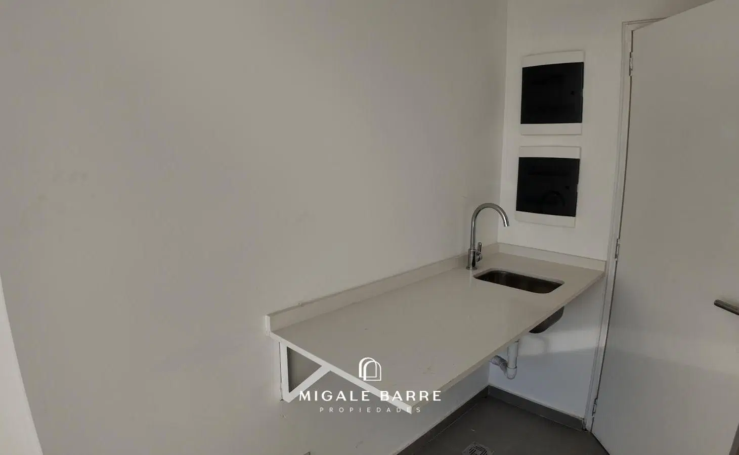 Venta Departamento 4 ambientes Quantum Bellini 4