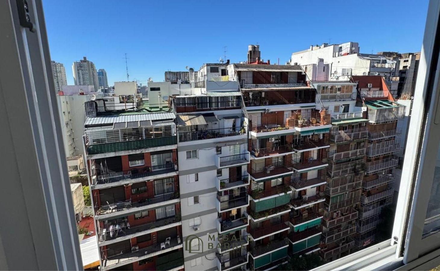 Venta departamento 2 ambientes en Almagro con cochera
